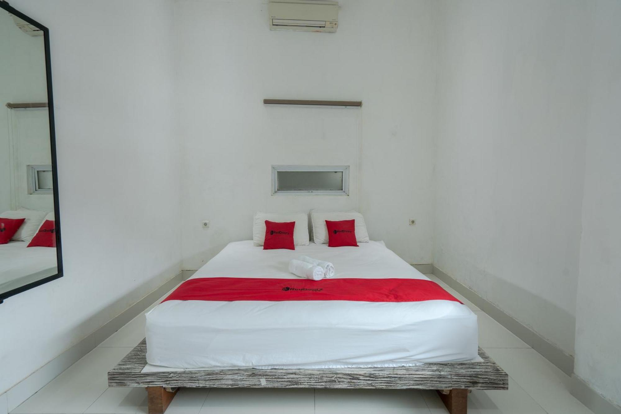 Reddoorz Near Ubud Village Sukawati Esterno foto